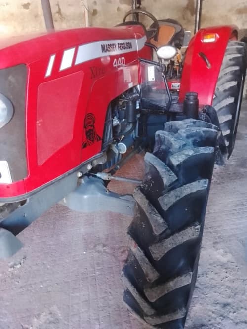 Massey Ferguson 440 Xtra (2015)
