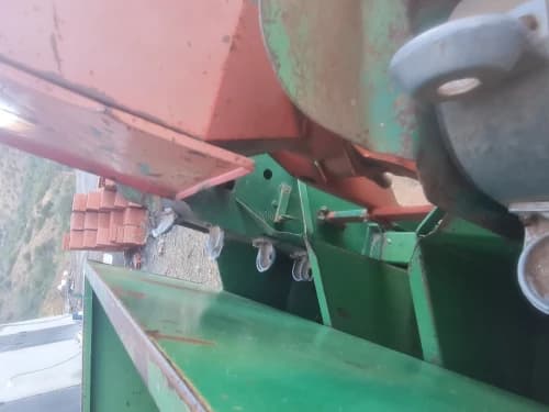 Arracheuse de pommes de terre Wega 2024